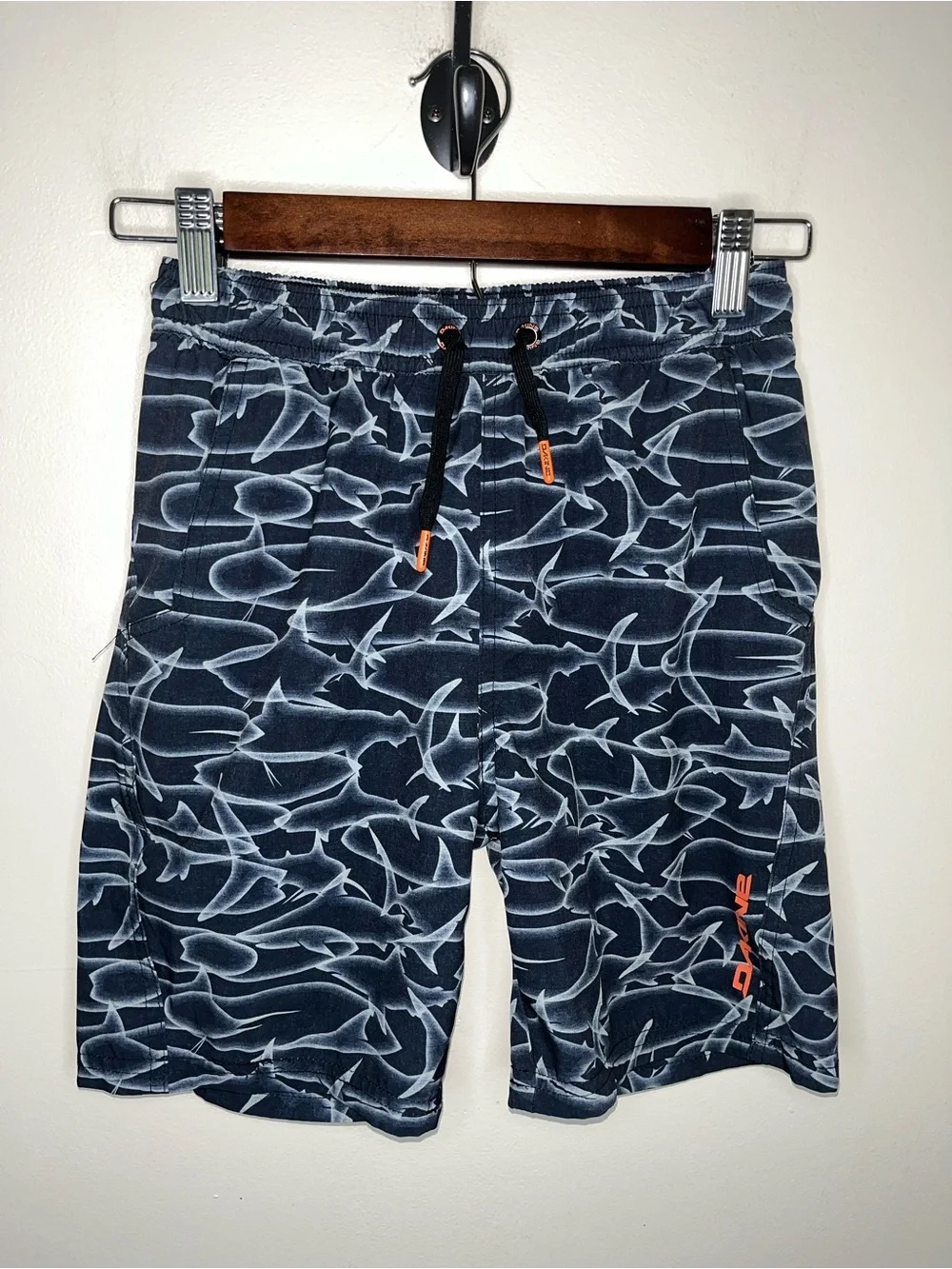 Dakine Boys Shark Print Swim Shorts Gray Orange Size S EUC Swim Trunks Pool